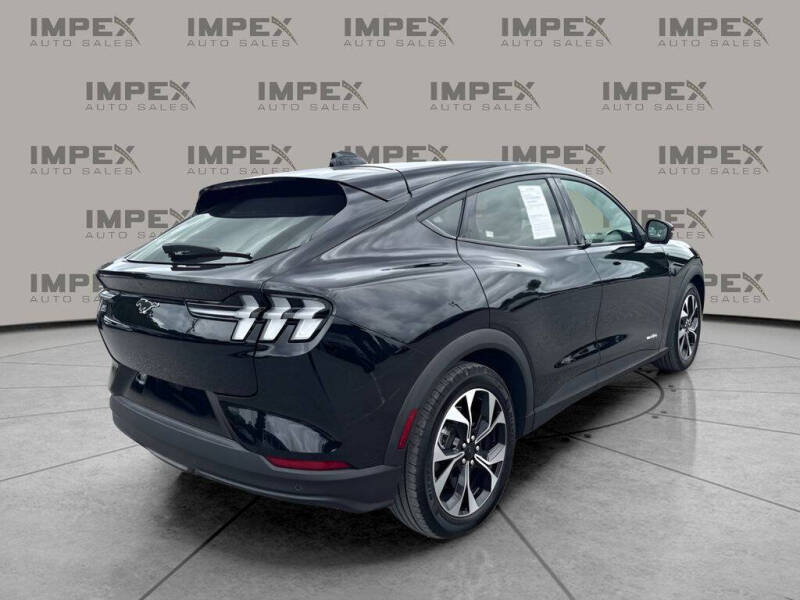 2025 Ford Mustang Mach-E Select