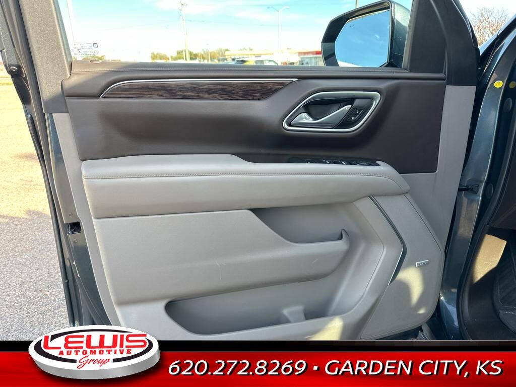 2021 Chevrolet Suburban for sale at Lewis Chevrolet of Garden City in Garden City, KS