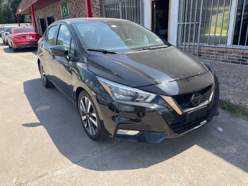 2020 Nissan Versa SR