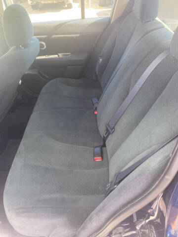 2012 Nissan Versa 1.8 SL