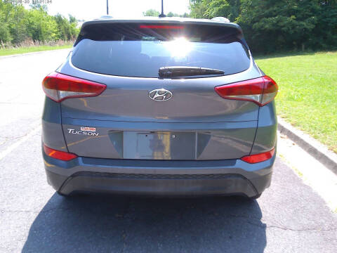 2016 Hyundai Tucson SE