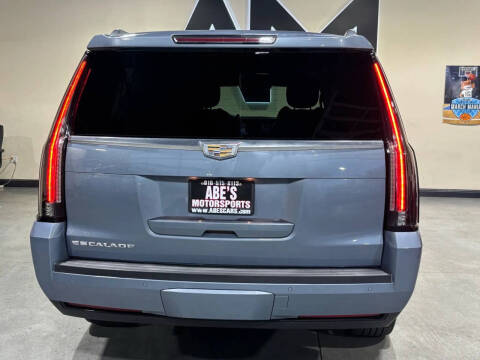 2016 Cadillac Escalade ESV Standard