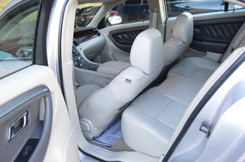 2011 Ford Taurus SEL