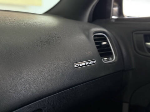 2015 Dodge Charger SE