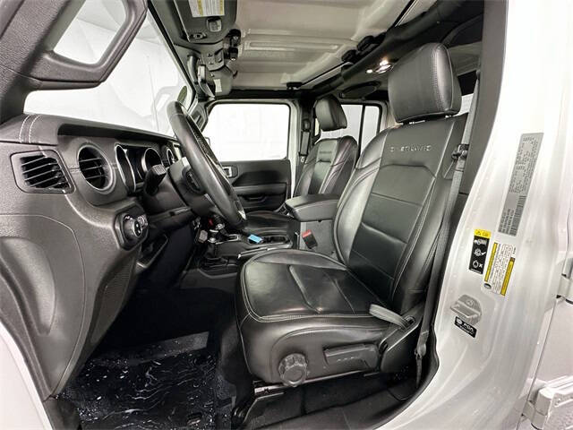 2022 Jeep Gladiator Overland