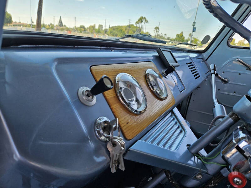 1961 Ford Econoline