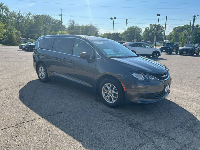 2017 Chrysler Pacifica Touring