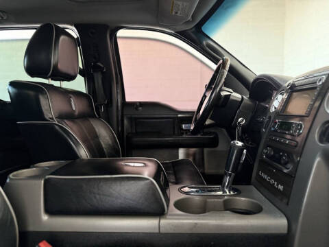2008 Lincoln Mark LT