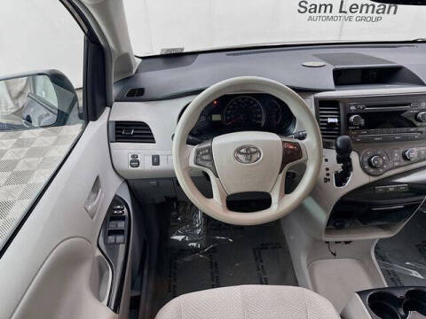 2012 Toyota Sienna