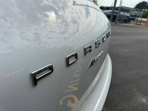 2017 Porsche Macan