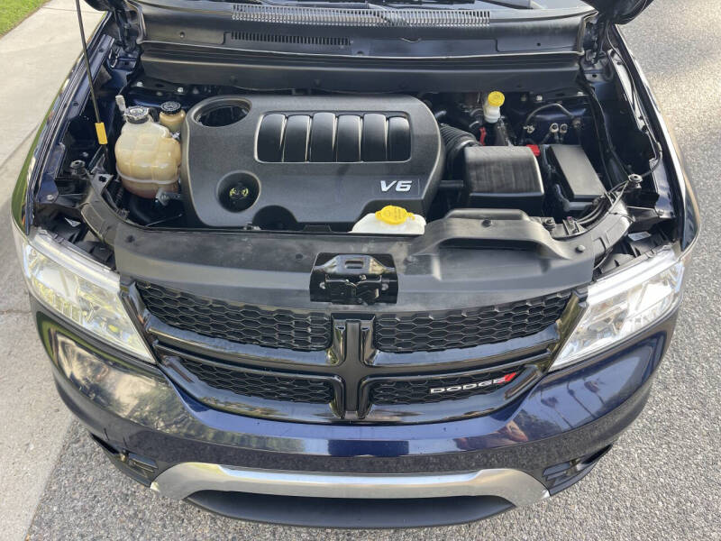 2018 Dodge Journey Crossroad