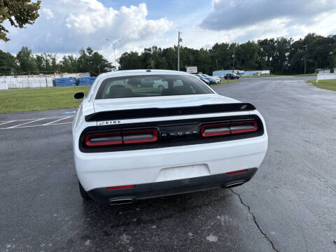 2023 Dodge Challenger SXT