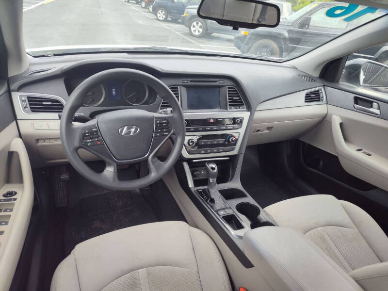 2016 Hyundai Sonata SE