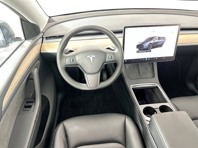 2025 Tesla Model Y Long Range