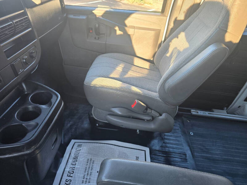 2021 Chevrolet Express 2500