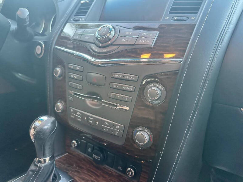 2017 Nissan Armada Platinum