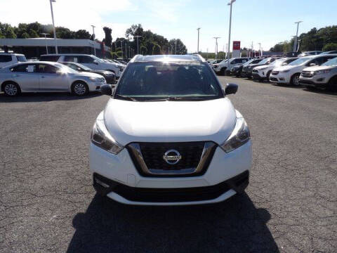 2019 Nissan Kicks SR