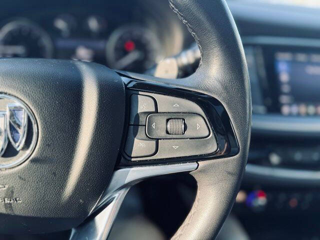 2023 Buick Enclave Essence