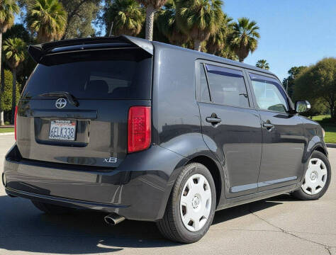 2009 Scion xB
