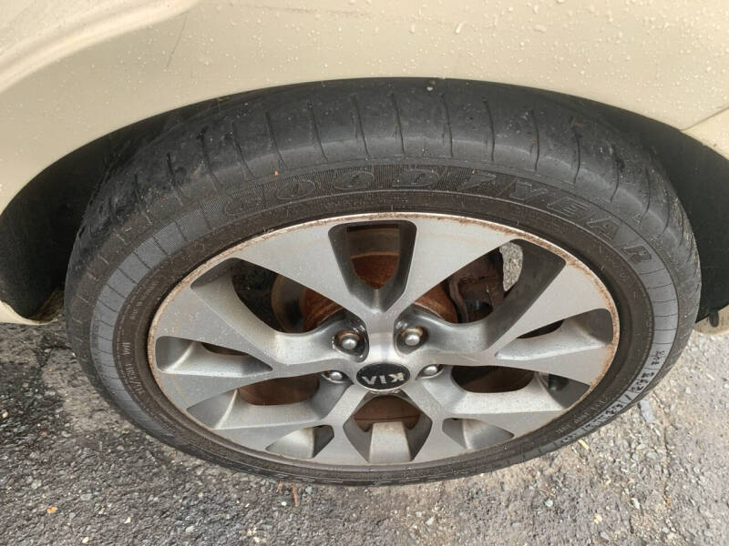 2013 Kia Soul +