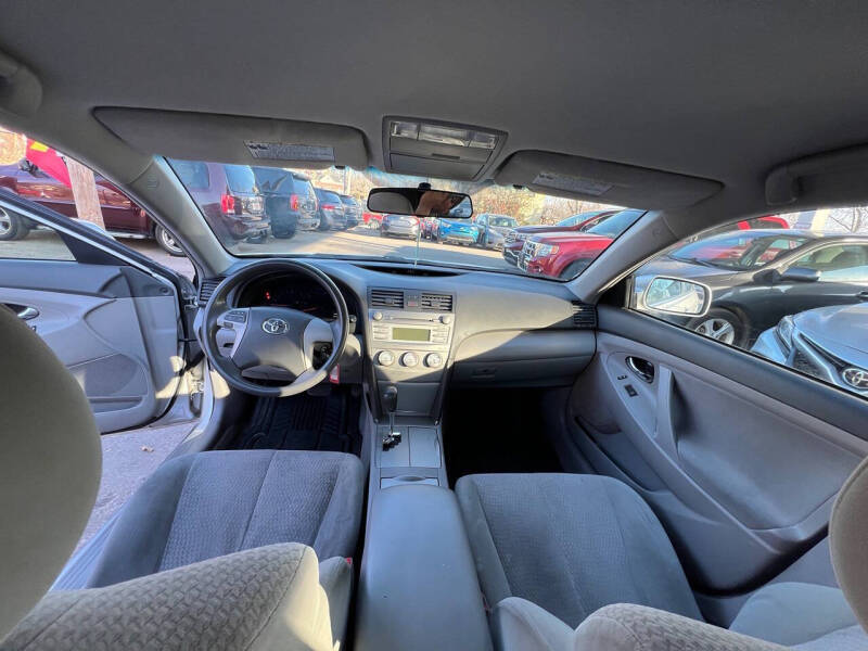 2011 Toyota Camry LE