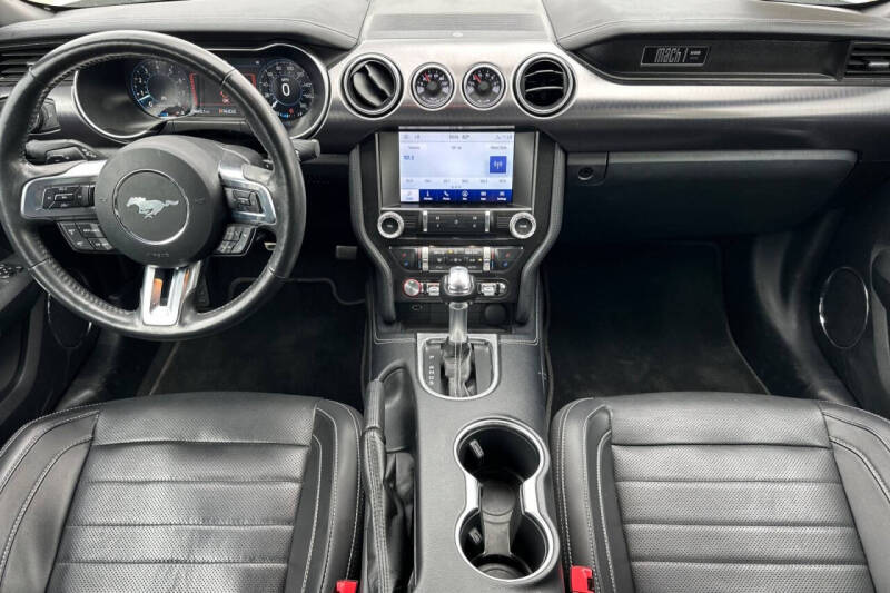 2022 Ford Mustang Mach 1