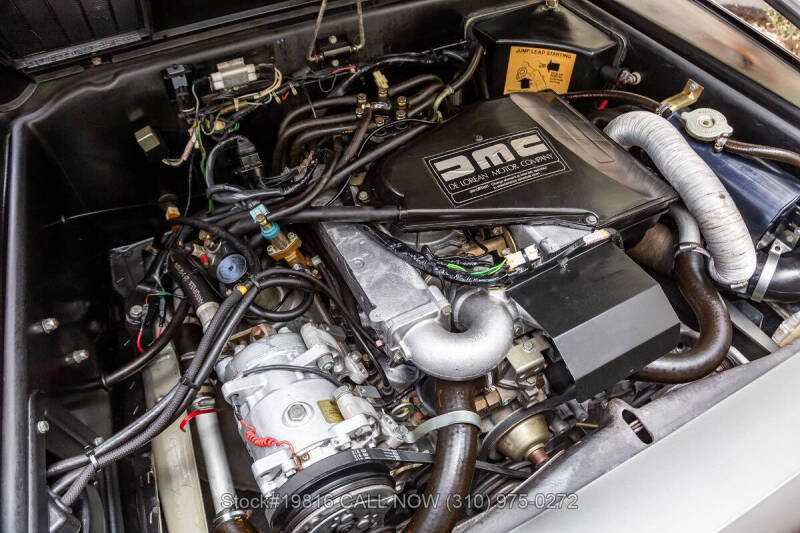 1981 DeLorean DMC-12