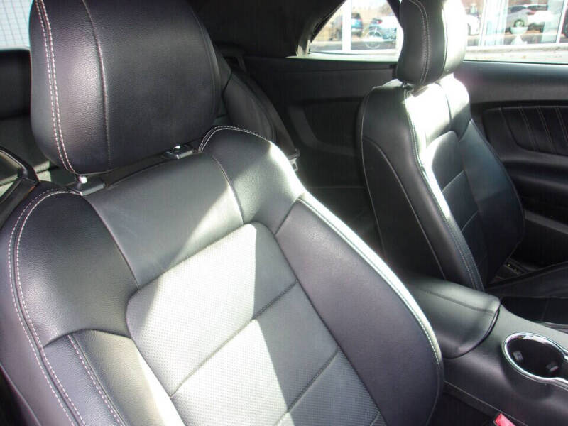 2017 Ford Mustang EcoBoost Premium