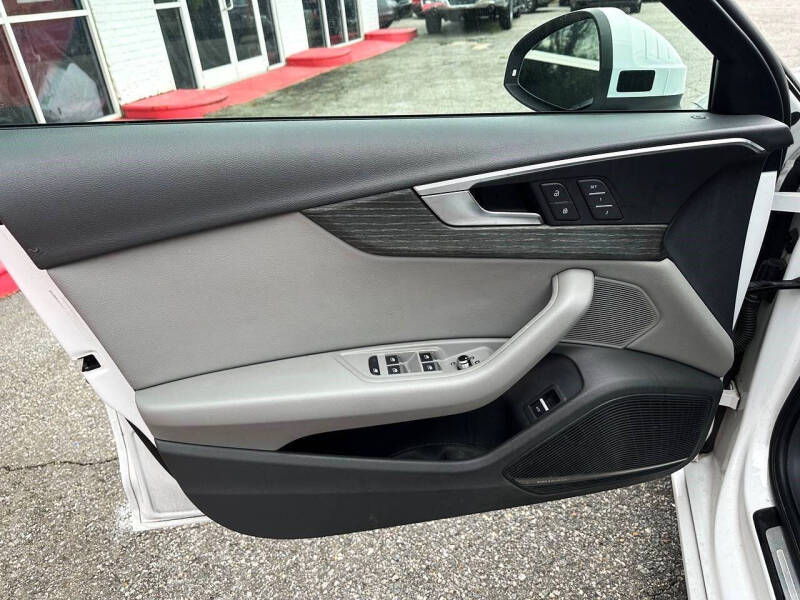 2018 Audi A4 2.0T quattro Premium Plus