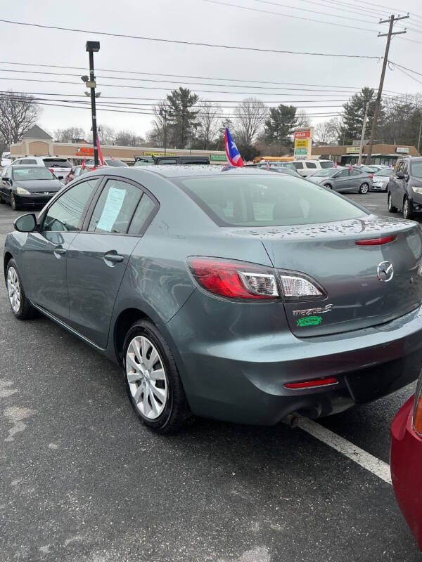 2013 Mazda MAZDA3 i SV