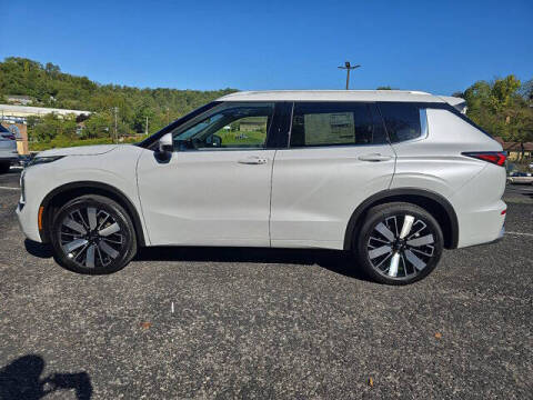 2025 Mitsubishi Outlander SEL
