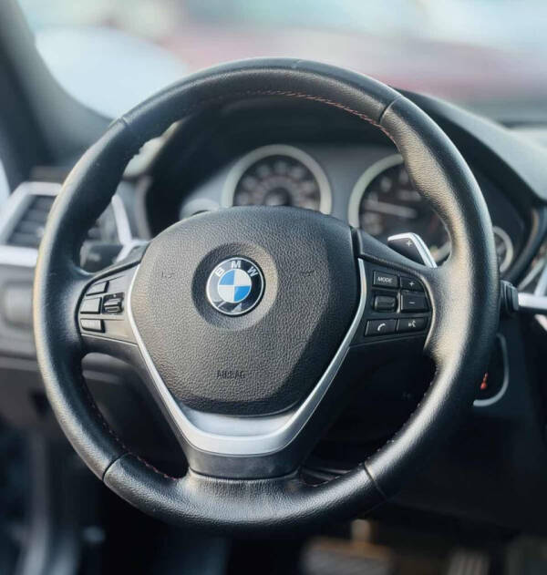 2016 BMW 3 Series 328i