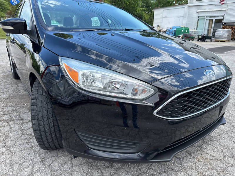 2016 Ford Focus SE - Photo 8