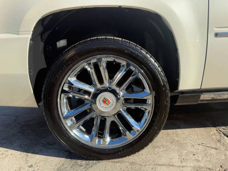 2013 Cadillac Escalade ESV Platinum Edition