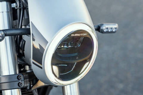 2023 QJMotor SRV550