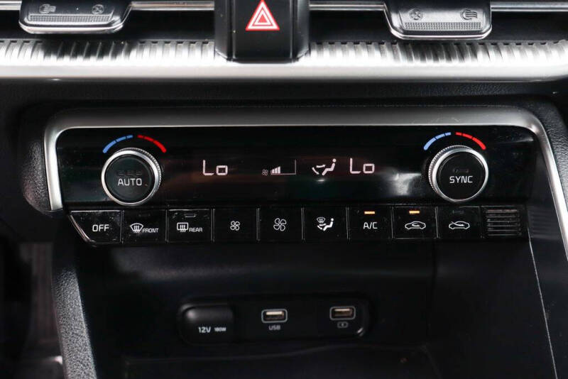 2022 Kia K5