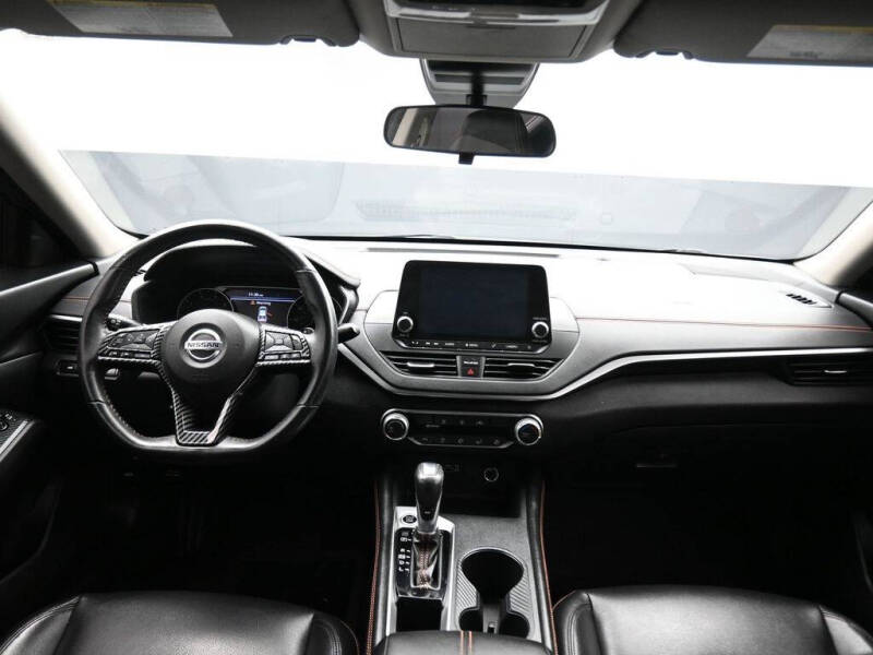 2020 Nissan Altima 2.5 SR