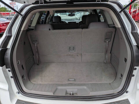 2017 Chevrolet Traverse LS