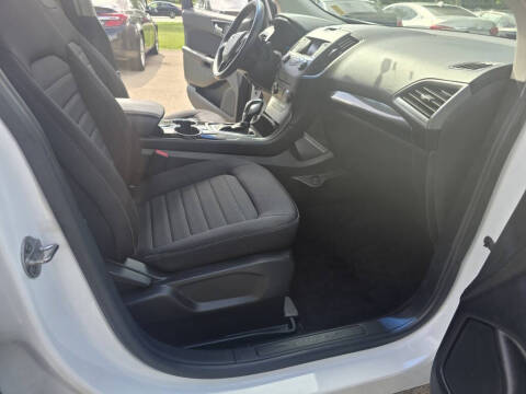 2017 Ford Edge SE