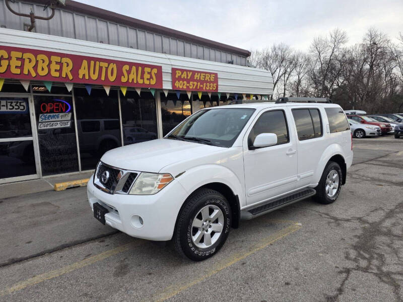 2011 Nissan Pathfinder SV