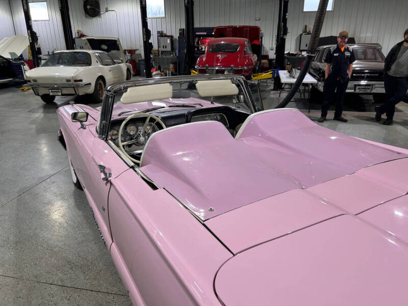 1960 Ford Thunderbird