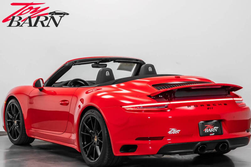 2018 Porsche 911 Carrera