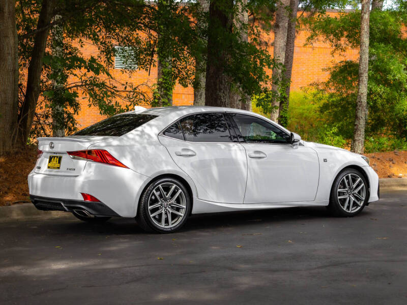 2017 Lexus IS 200t