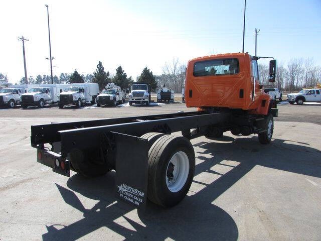 2004 International WorkStar 7300