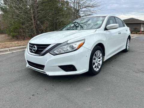 2016 Nissan Altima for sale at LA 12 Motors in Durham NC