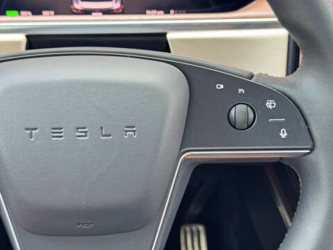2023 Tesla Model X Standard Range