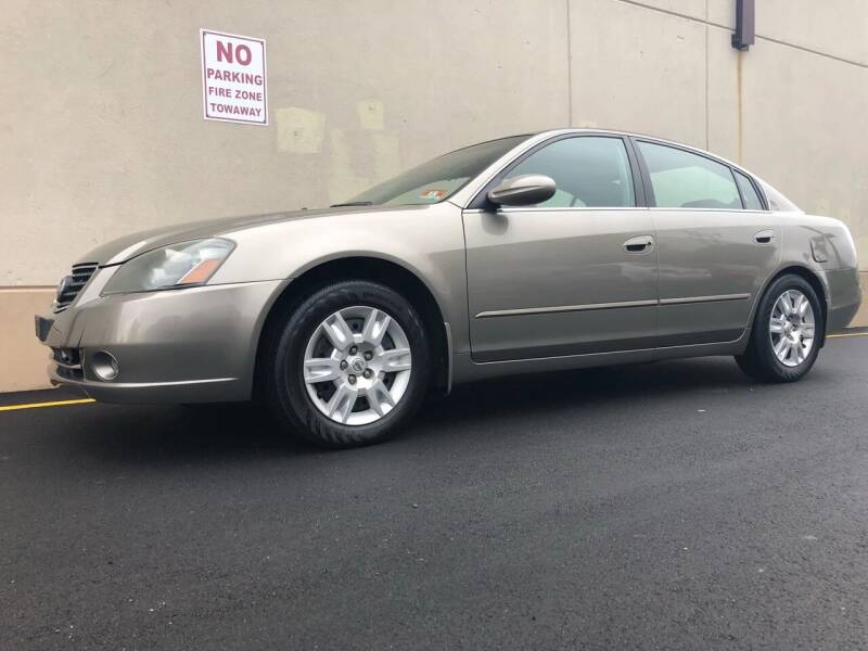 2006 Nissan Altima for sale at International Auto Sales in Hasbrouck Heights NJ