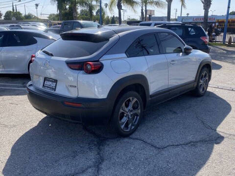 2022 Mazda MX-30 EV Premium Plus