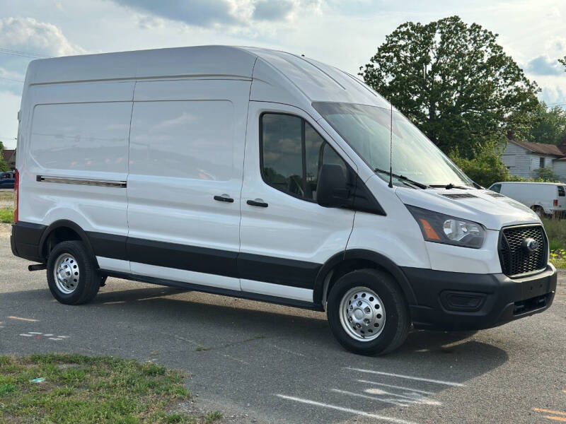2022 Ford Transit Van Base's photo