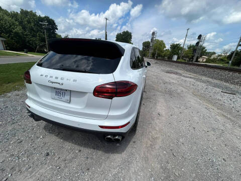 2017 Porsche Cayenne S